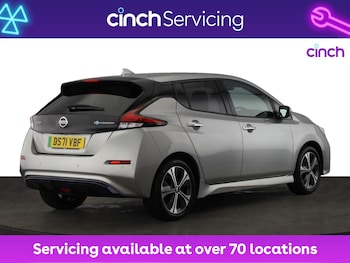 Used Nissan Leaf 2022 for sale - 76420330: Photo