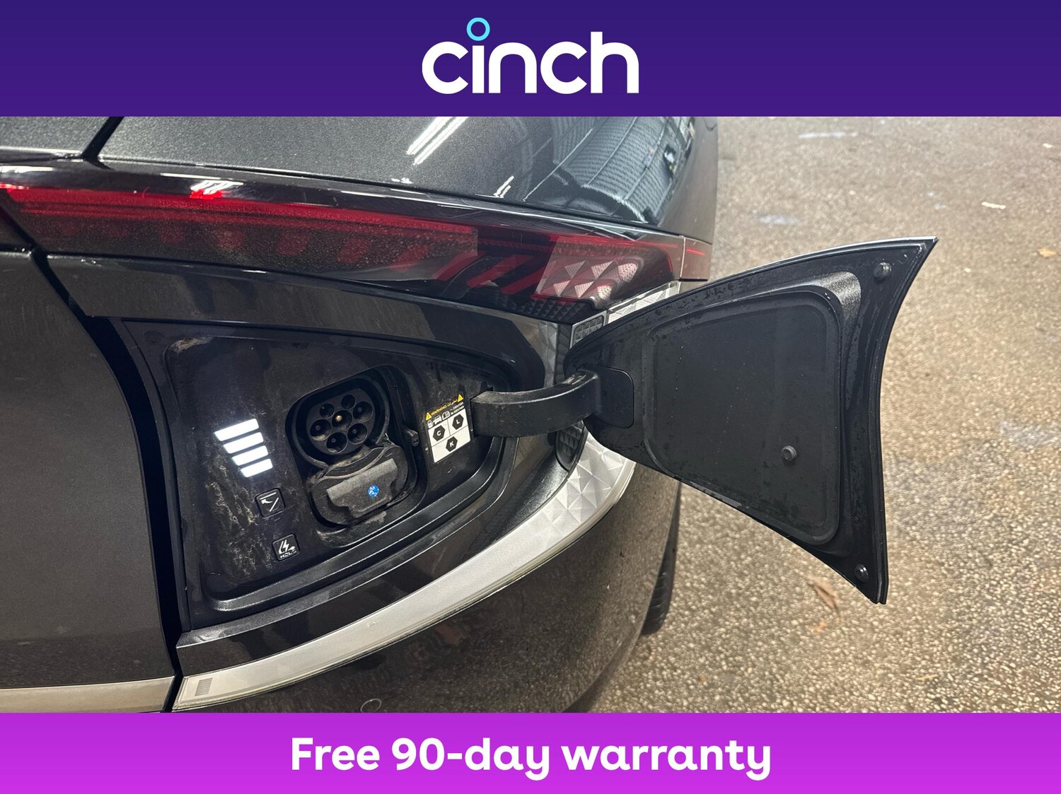 Used Kia EV6 2023 for sale - 76949794: Photo 29