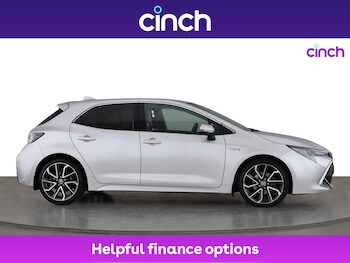 Used Toyota Corolla 2021 for sale - 76133857: Photo 2