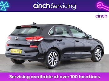 Used Hyundai i30 2017 for sale - 77056129: Photo