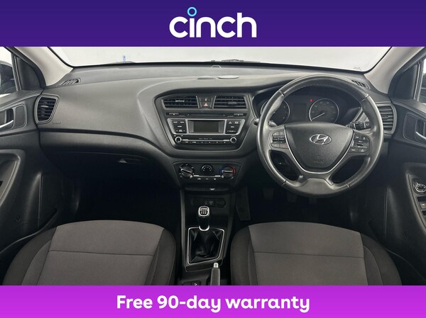 Used Hyundai i20 2017 for sale - 76140851: Photo 15