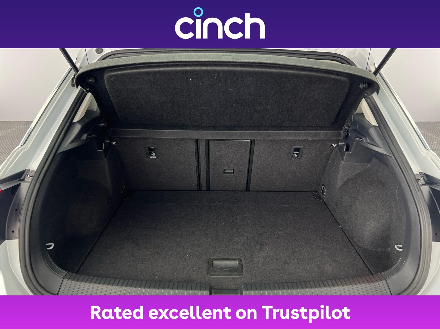 Used Volkswagen T-Roc 2020 for sale - 76520190: Photo 21