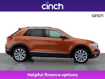 Used Volkswagen T-Roc 2018 for sale - 76943032: Photo
