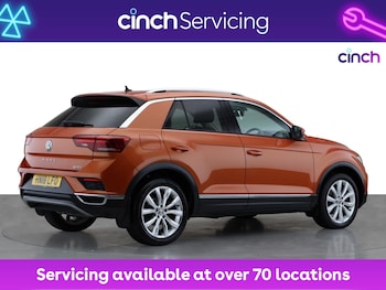 Used Volkswagen T-Roc 2018 for sale - 76943032: Photo