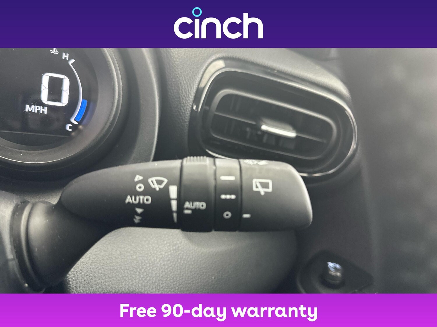 Used Toyota Yaris Cross 2022 for sale - 76535339: Photo 34