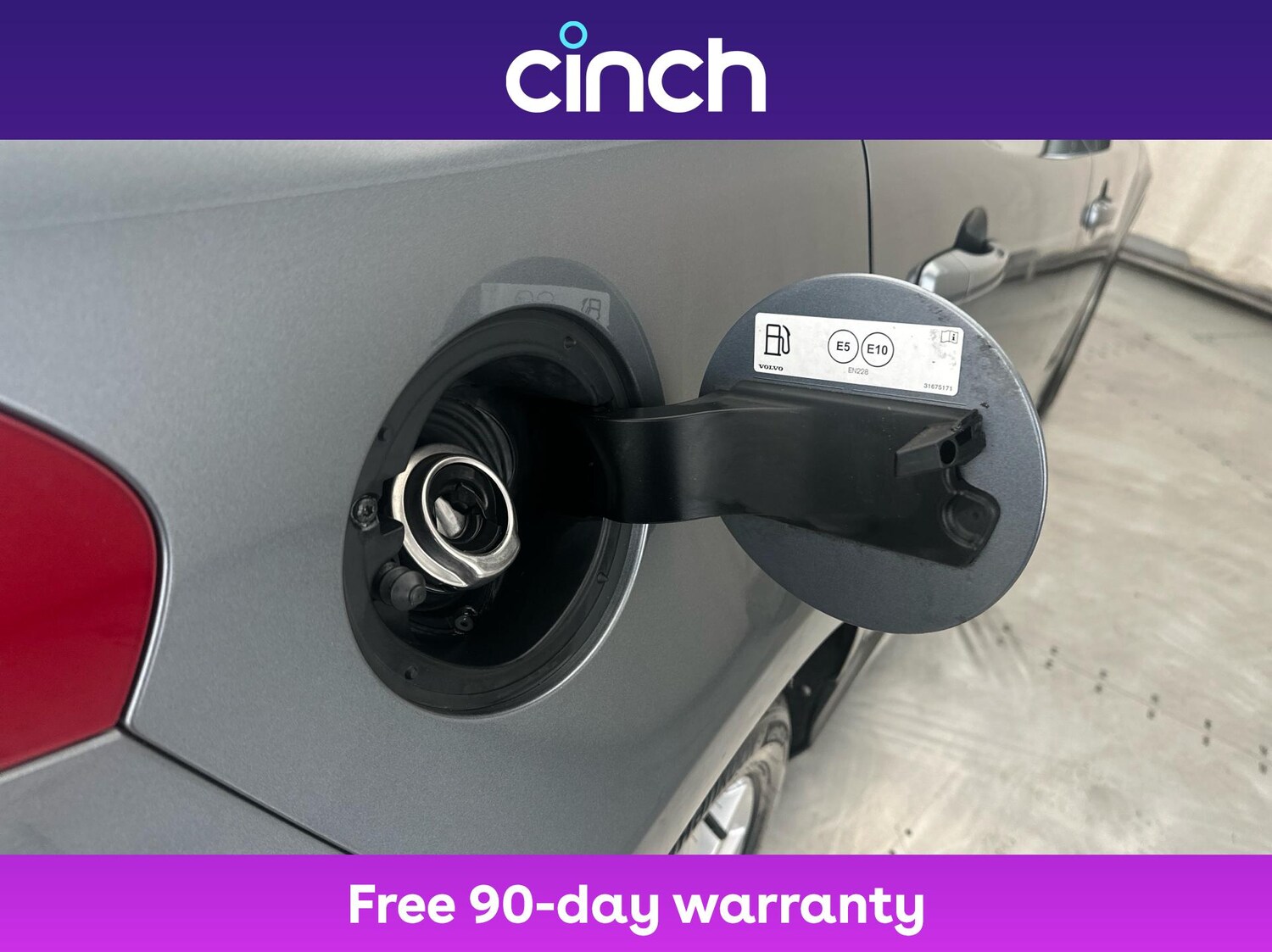 Used Volvo V40 2017 for sale - 76704557: Photo 29