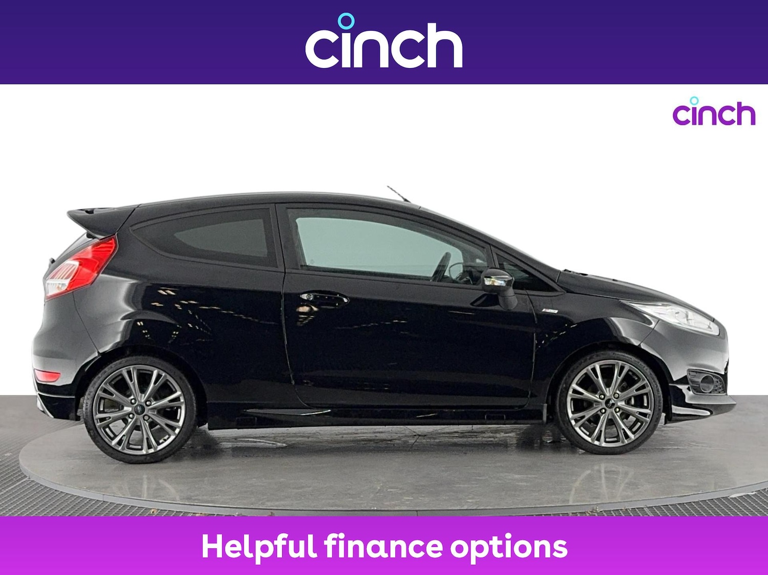 Used Ford Fiesta 2017 for sale - 76949760: Photo 2