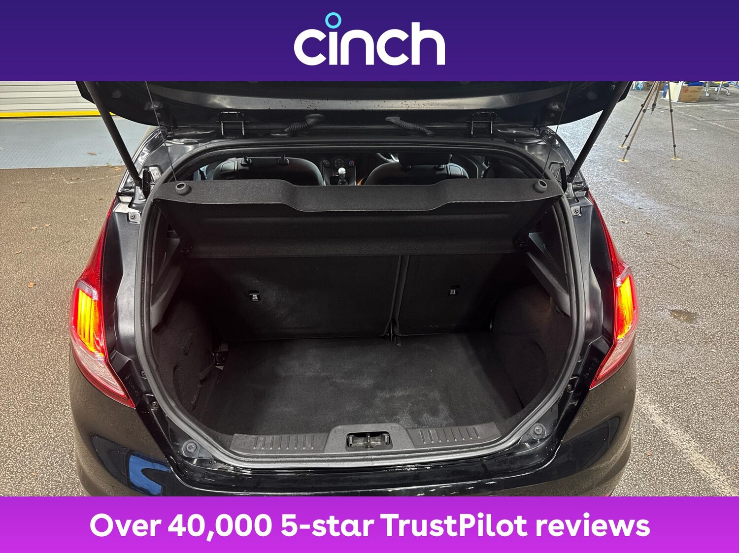 Used Ford Fiesta 2017 for sale - 76949760: Photo 21