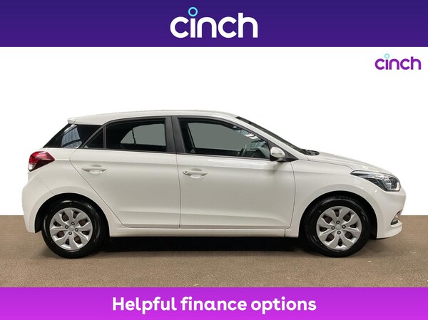 Used Hyundai i20 2018 for sale - 76011783: Photo 2
