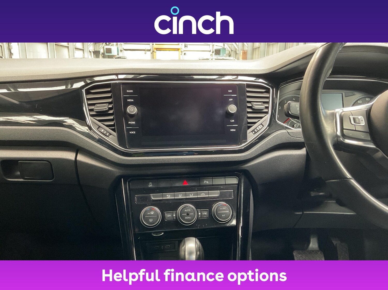 Used Volkswagen T-Roc 2021 for sale - 77064768: Photo 17