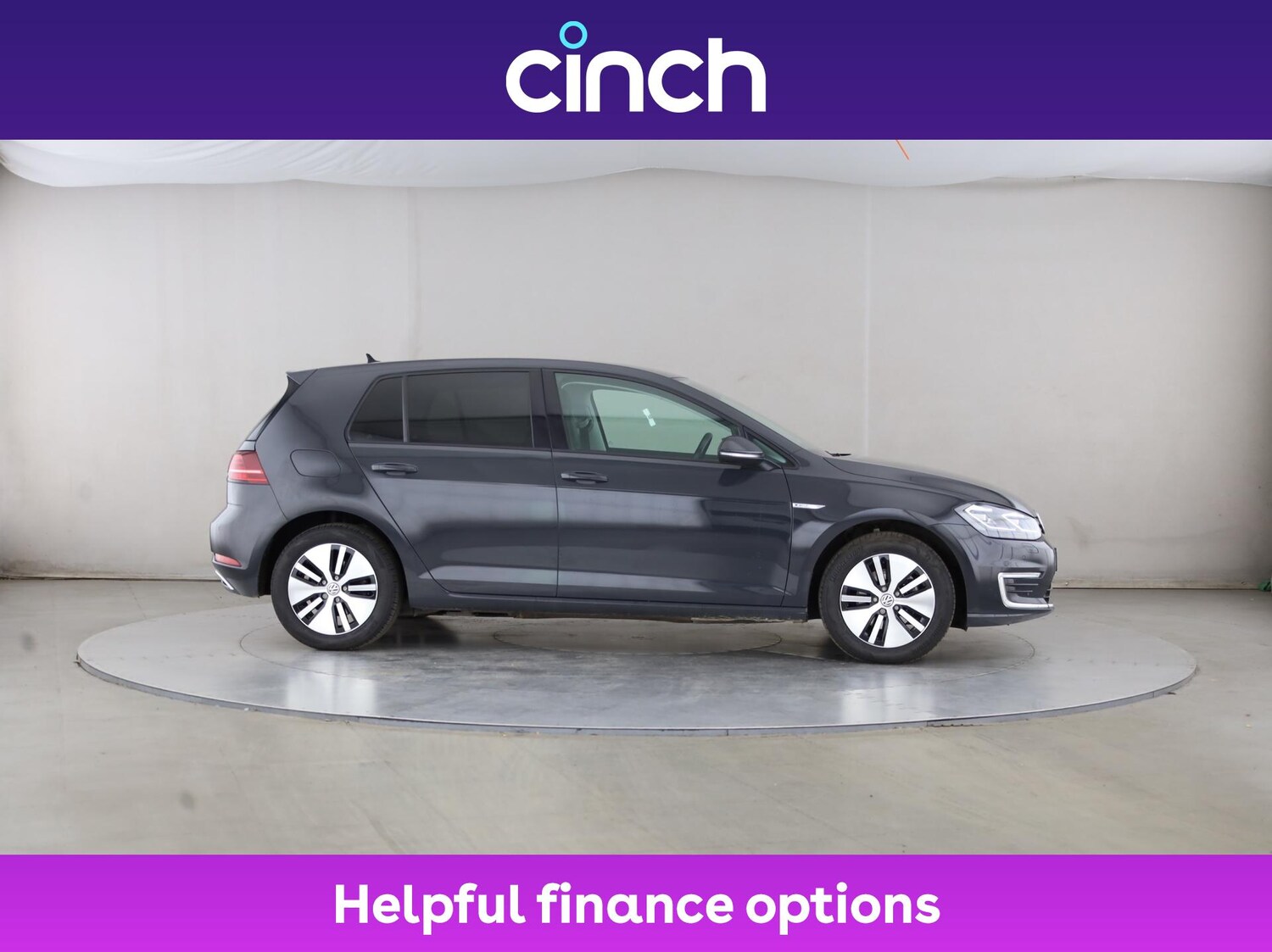 Used Volkswagen Golf 2019 for sale - 77006952: Photo 2