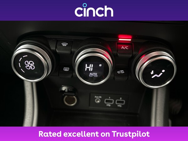 Used Renault Captur 2023 for sale - 75371467: Photo 33