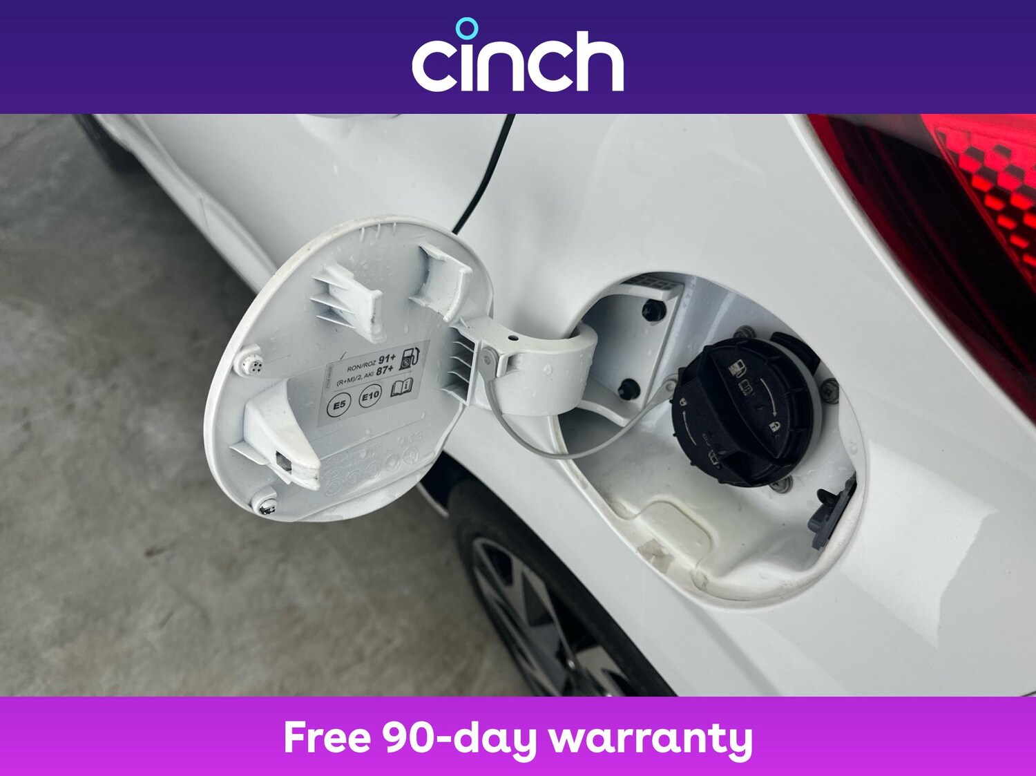 Used Hyundai i10 2023 for sale - 76739804: Photo 29