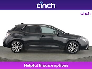 Used Toyota Corolla 2021 for sale - 76155425: Photo 2