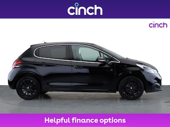 Used Peugeot 208 2019 for sale - 75948643: Photo 2