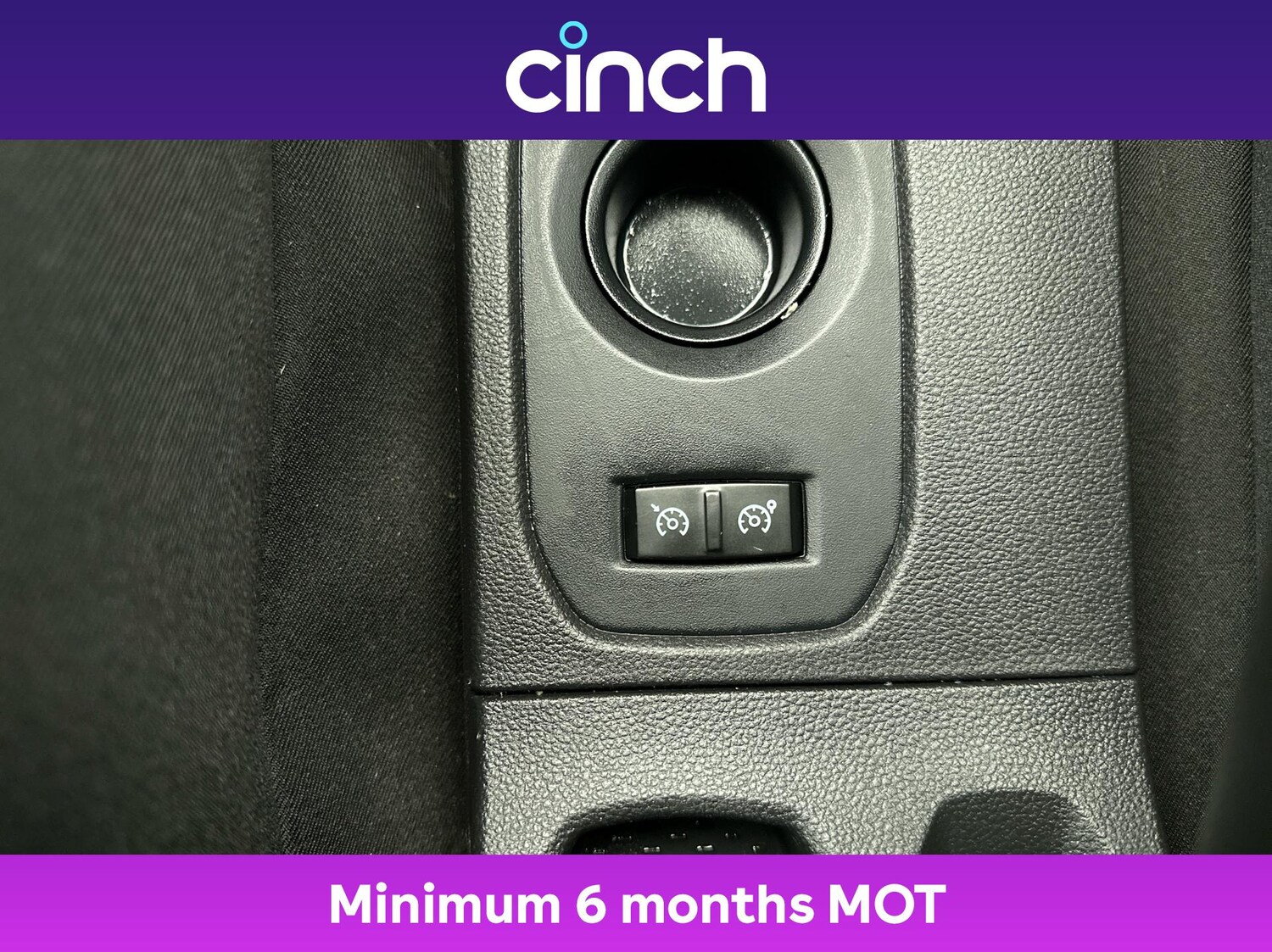 Used Dacia Duster 2018 for sale - 77014056: Photo 32