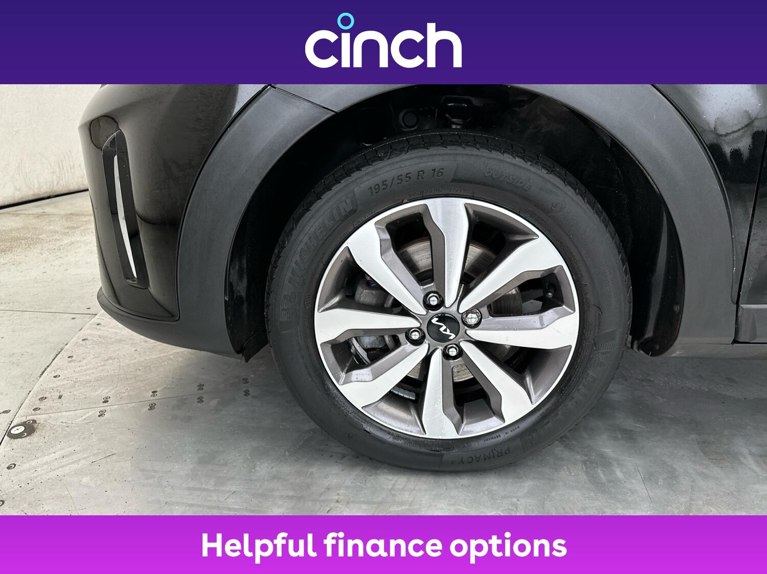 Used Kia Stonic 2022 for sale - 76563567: Photo 24