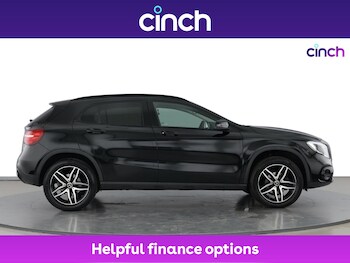 Used Mercedes-Benz GLA 2018 for sale - 76133903: Photo 2