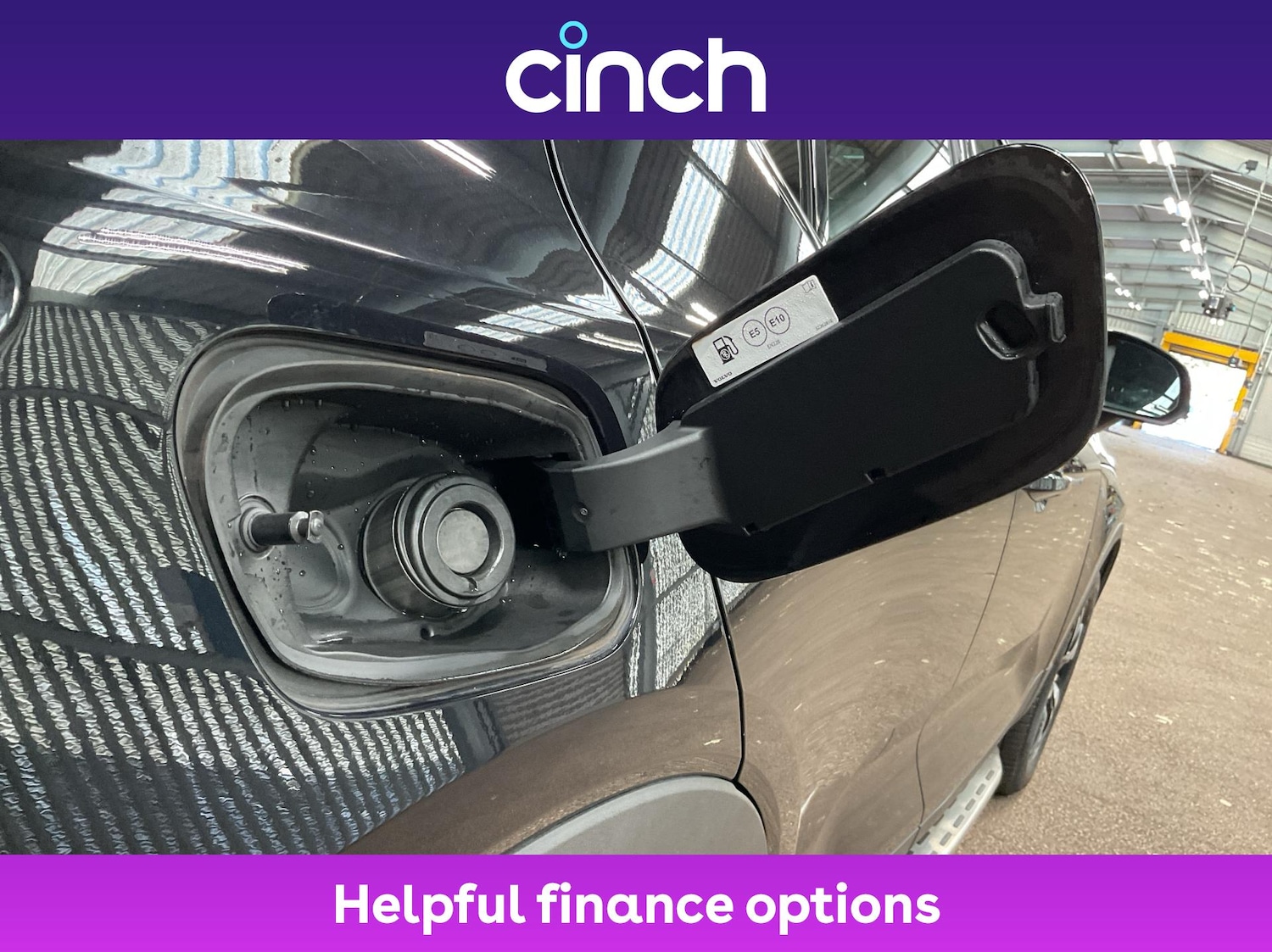 Used Volvo XC40 2022 for sale - 76236600: Photo 30