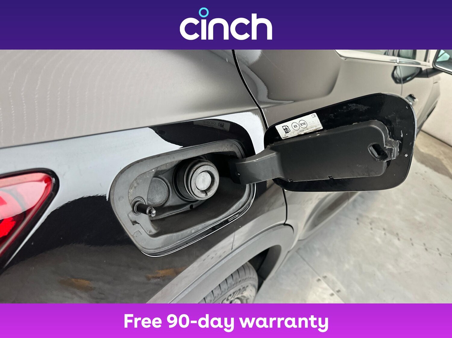 Used Volvo XC40 2020 for sale - 76272315: Photo 29