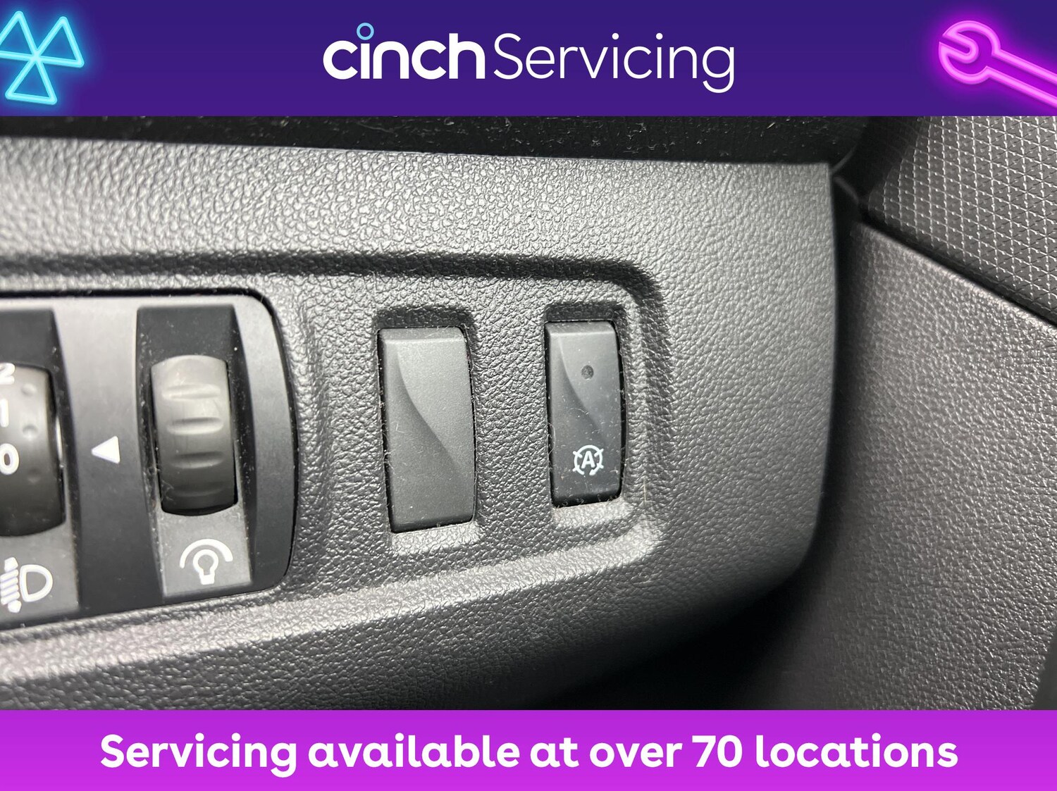 Used Renault Clio 2018 for sale - 76934375: Photo 36