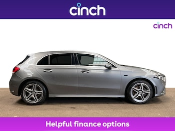 Used Mercedes-Benz A-Class 2020 for sale - 76106897: Photo 2
