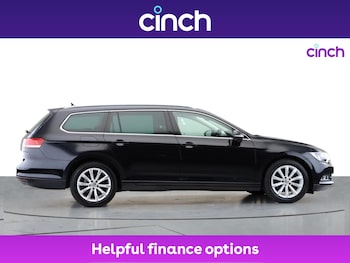 Used Volkswagen Passat 2017 for sale - 76623791: Photo