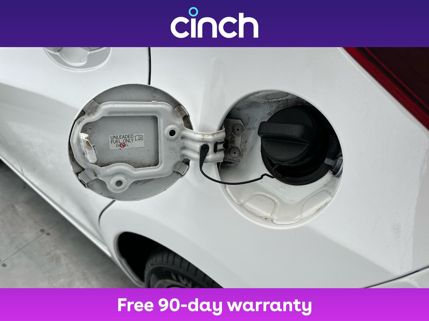 Used Toyota Yaris 2017 for sale - 76782827: Photo 29