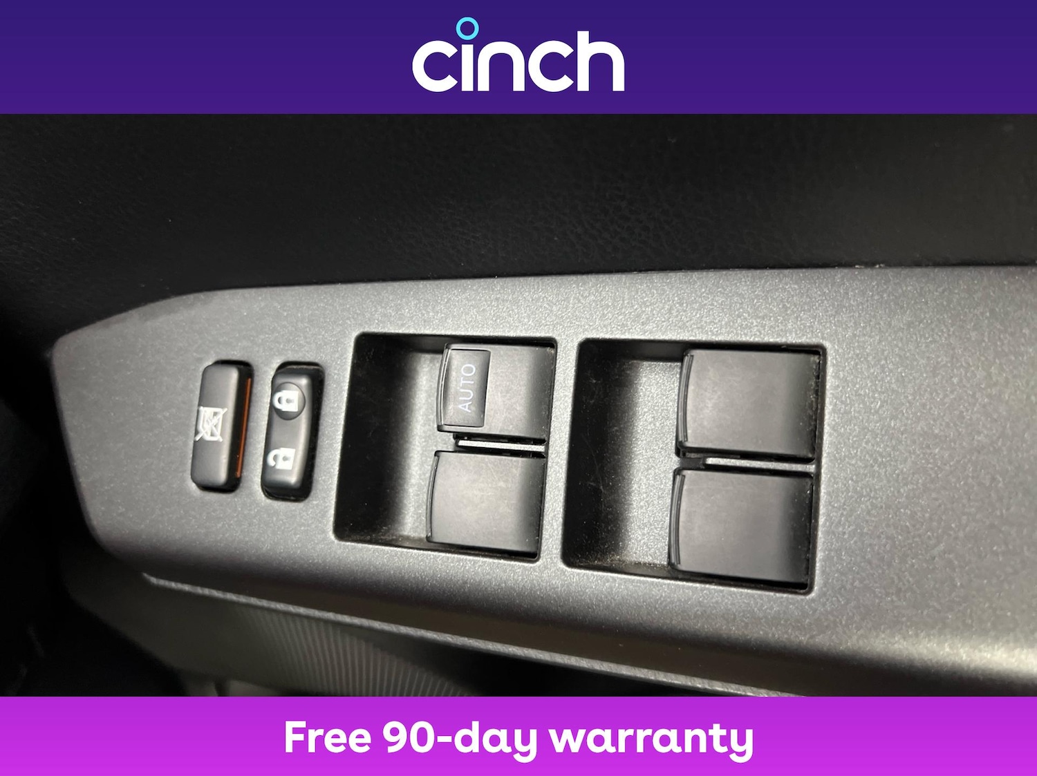 Used Toyota RAV4 2018 for sale - 76782791: Photo 34