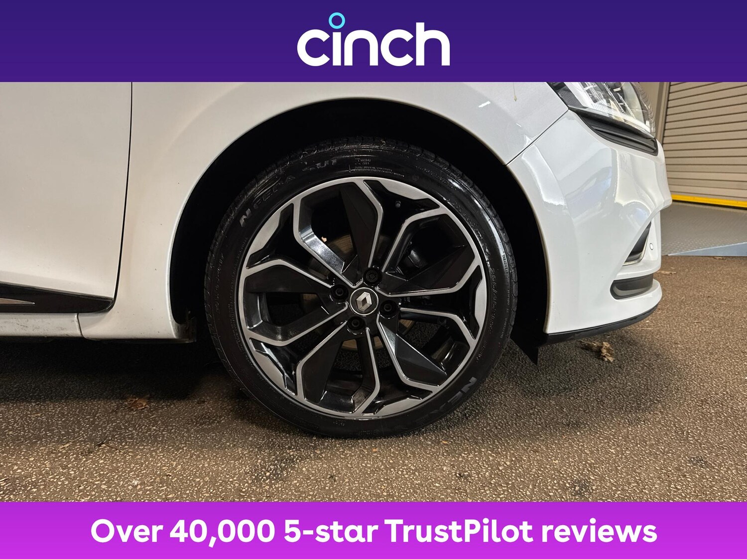 Used Renault Clio 2018 for sale - 76750932: Photo 28