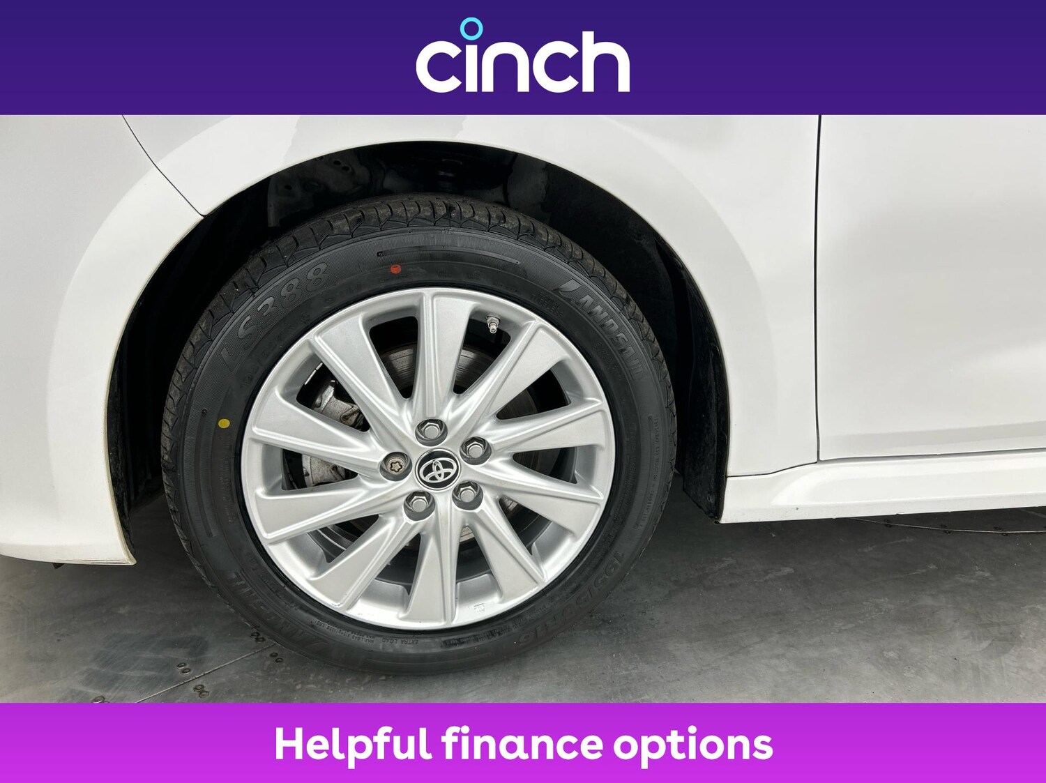 Used Toyota Yaris 2020 for sale - 76217591: Photo 24