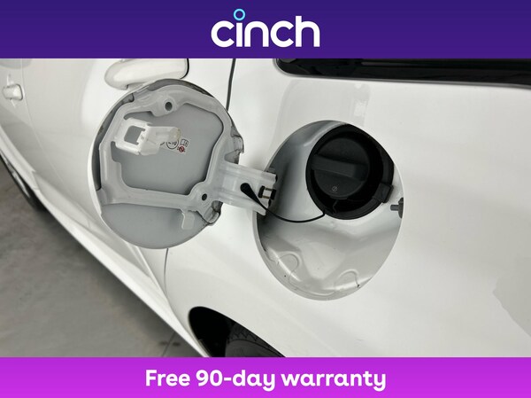 Used Toyota Yaris 2020 for sale - 76217591: Photo 29