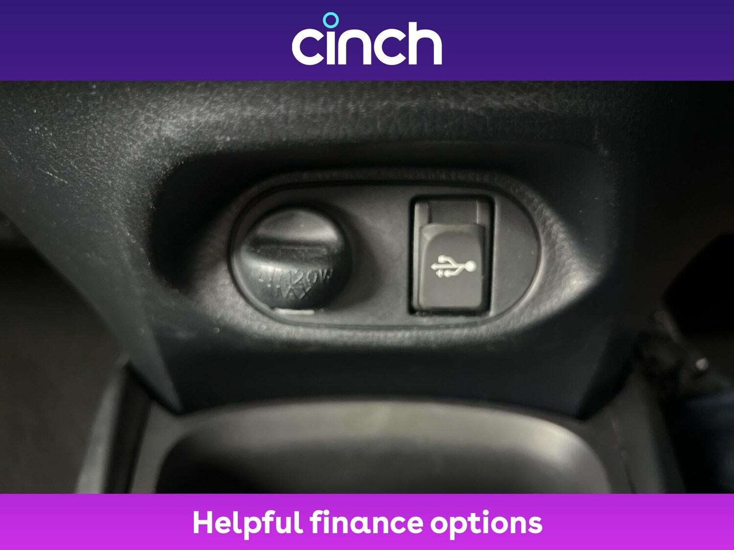 Used Toyota Yaris 2019 for sale - 77080183: Photo 35