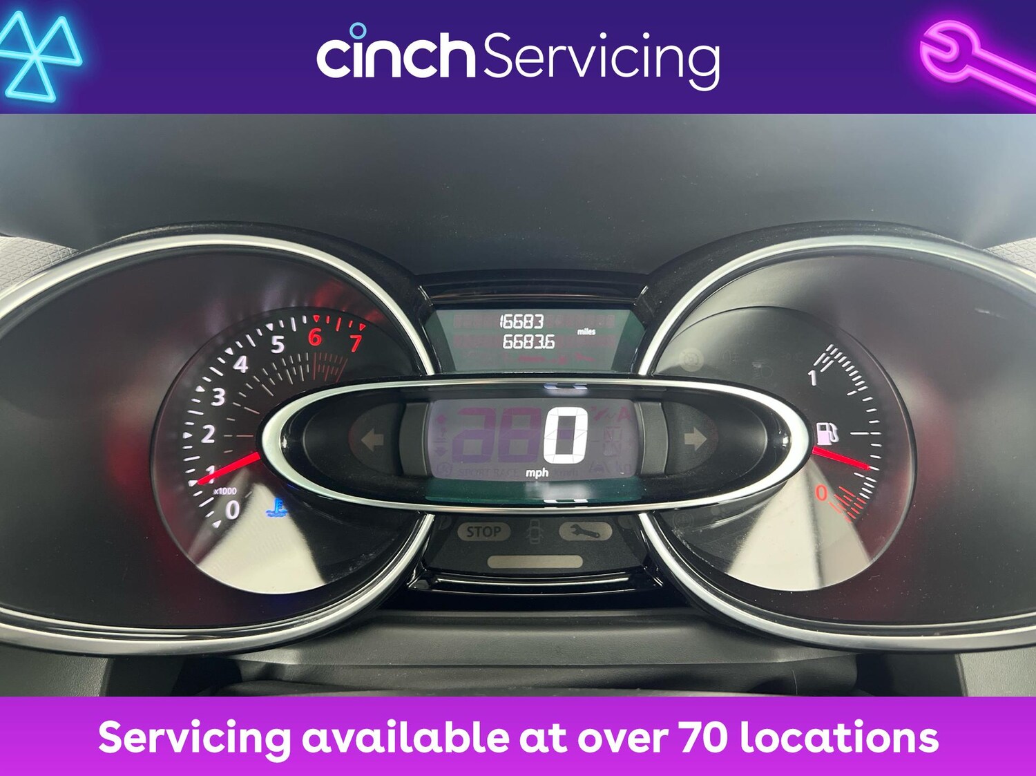 Used Renault Clio 2018 for sale - 76164136: Photo 18