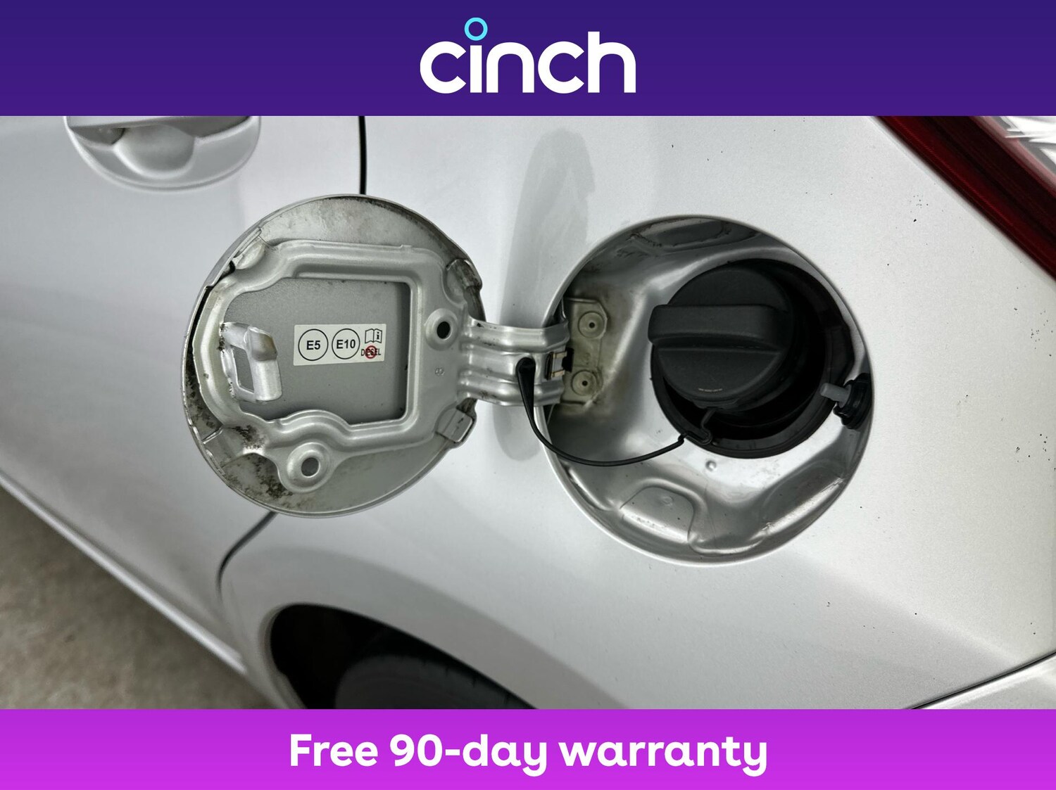 Used Toyota Yaris 2018 for sale - 77068054: Photo 29