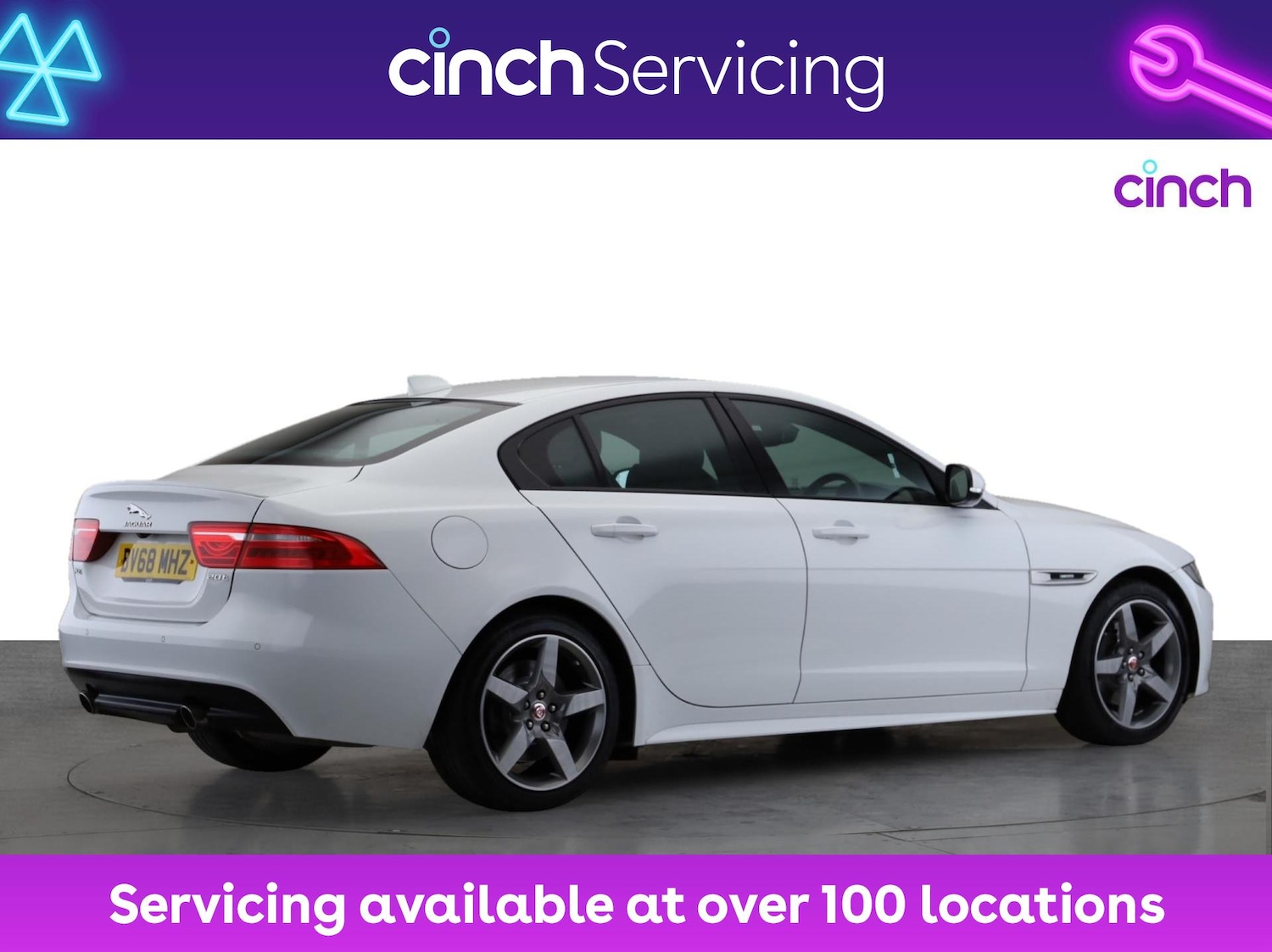 Used Jaguar XE 2018 for sale - 76910618: Photo 3