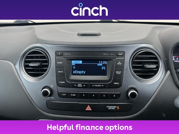 Used Hyundai i10 2017 for sale - 76133916: Photo 17