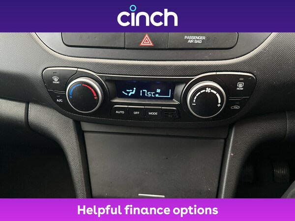 Used Hyundai i10 2017 for sale - 76133916: Photo 30