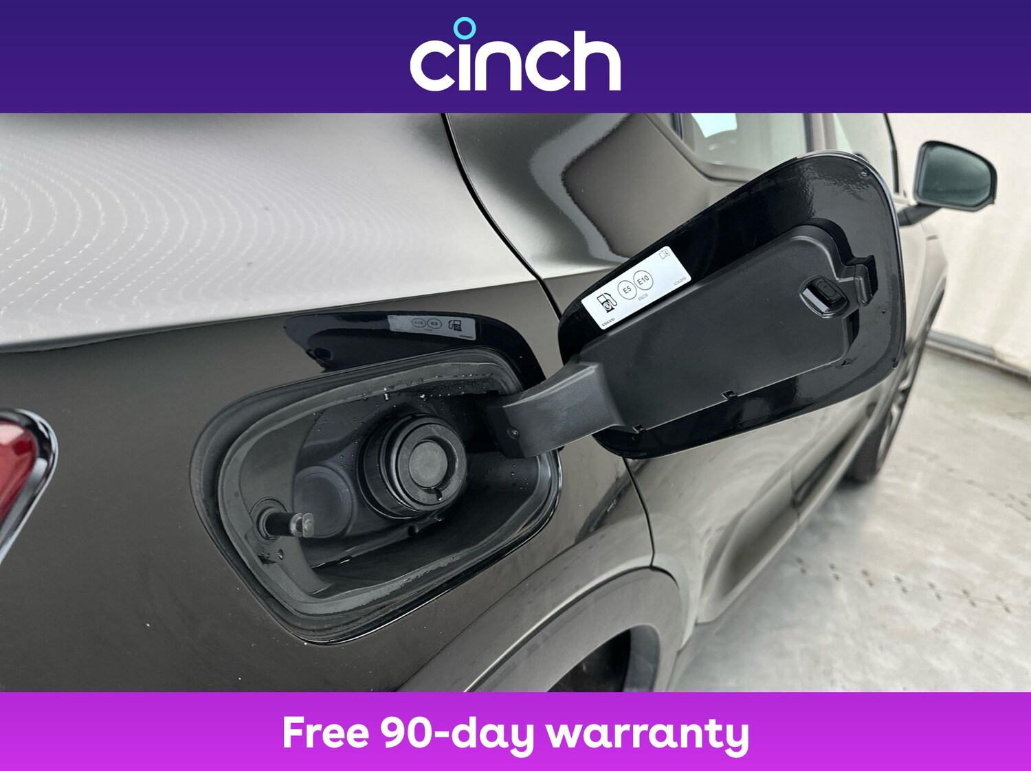 Used Volvo XC40 2022 for sale - 76420370: Photo 29