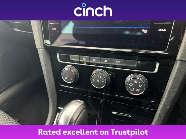 Used Volkswagen Golf 2017 for sale - 76000288: Photo 33