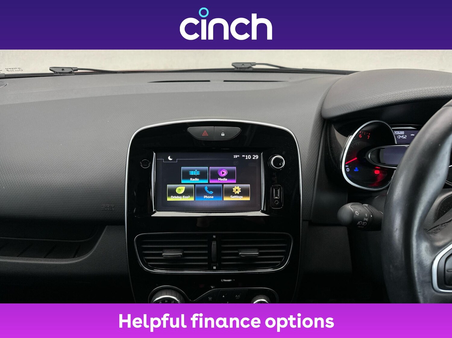 Used Renault Clio 2017 for sale - 76087224: Photo 17