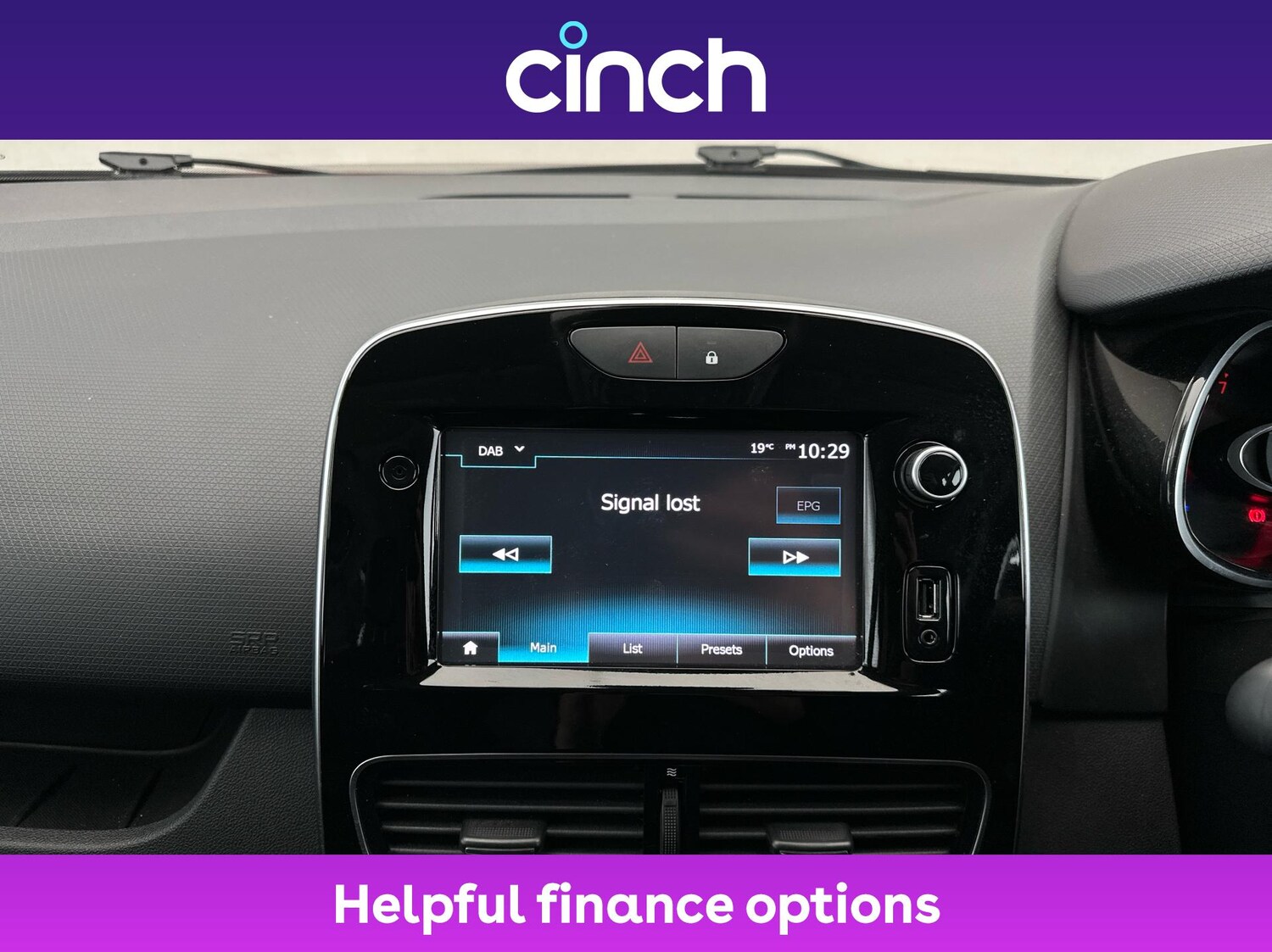 Used Renault Clio 2017 for sale - 76087224: Photo 30