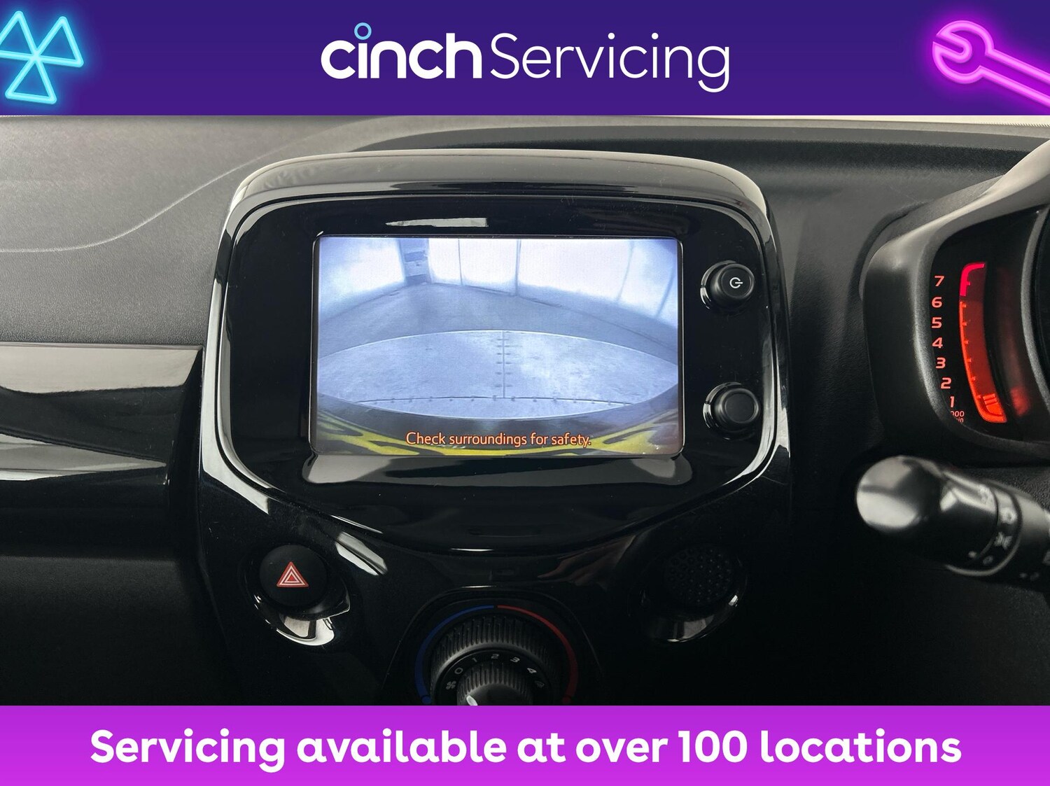 Used Toyota AYGO 2015 for sale - 76745520: Photo 31