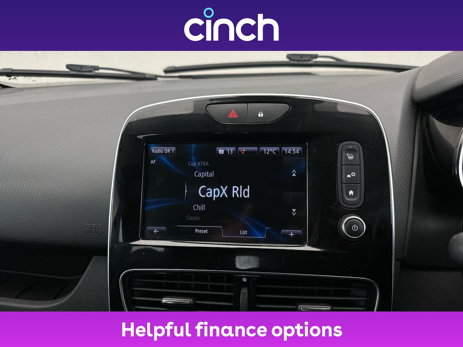 Used Renault Clio 2017 for sale - 76851345: Photo 17