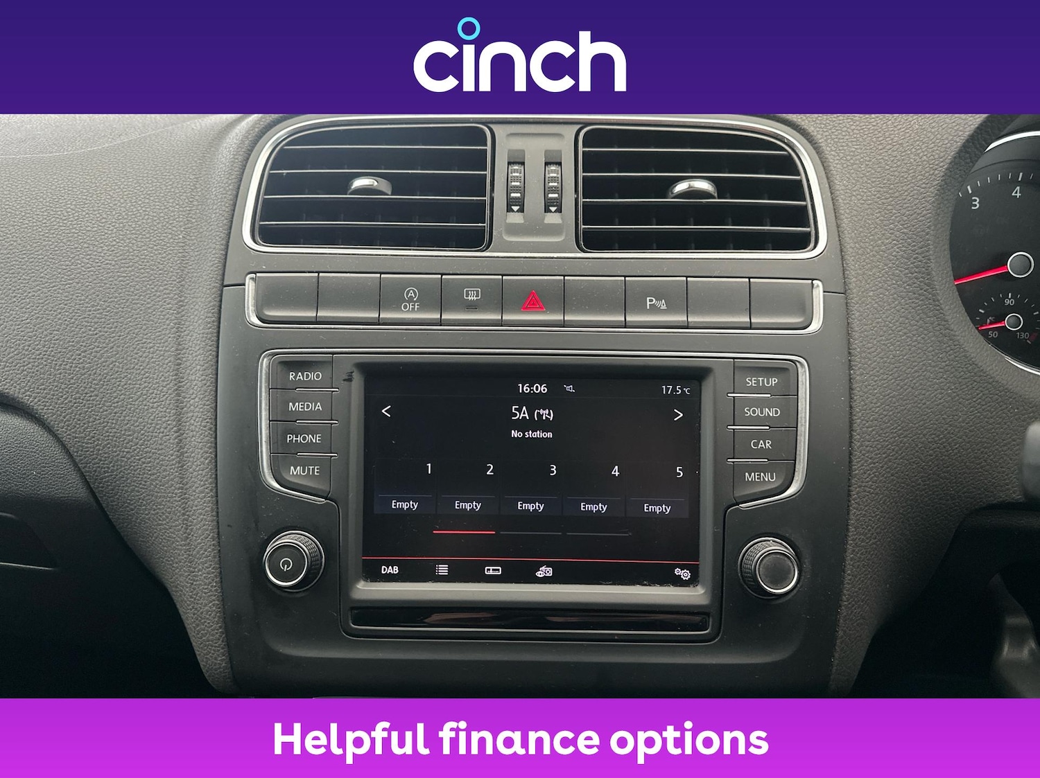 Used Volkswagen Polo 2015 for sale - 76717558: Photo 17