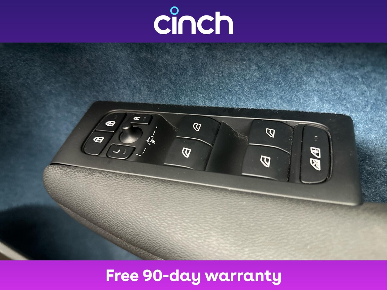 Used Volvo XC40 2022 for sale - 76670423: Photo 44