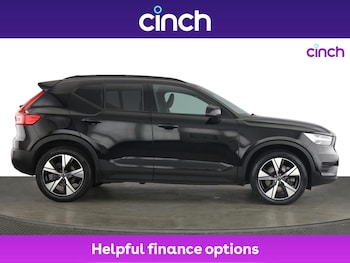 Used Volvo XC40 2021 for sale - 76173900: Photo 2
