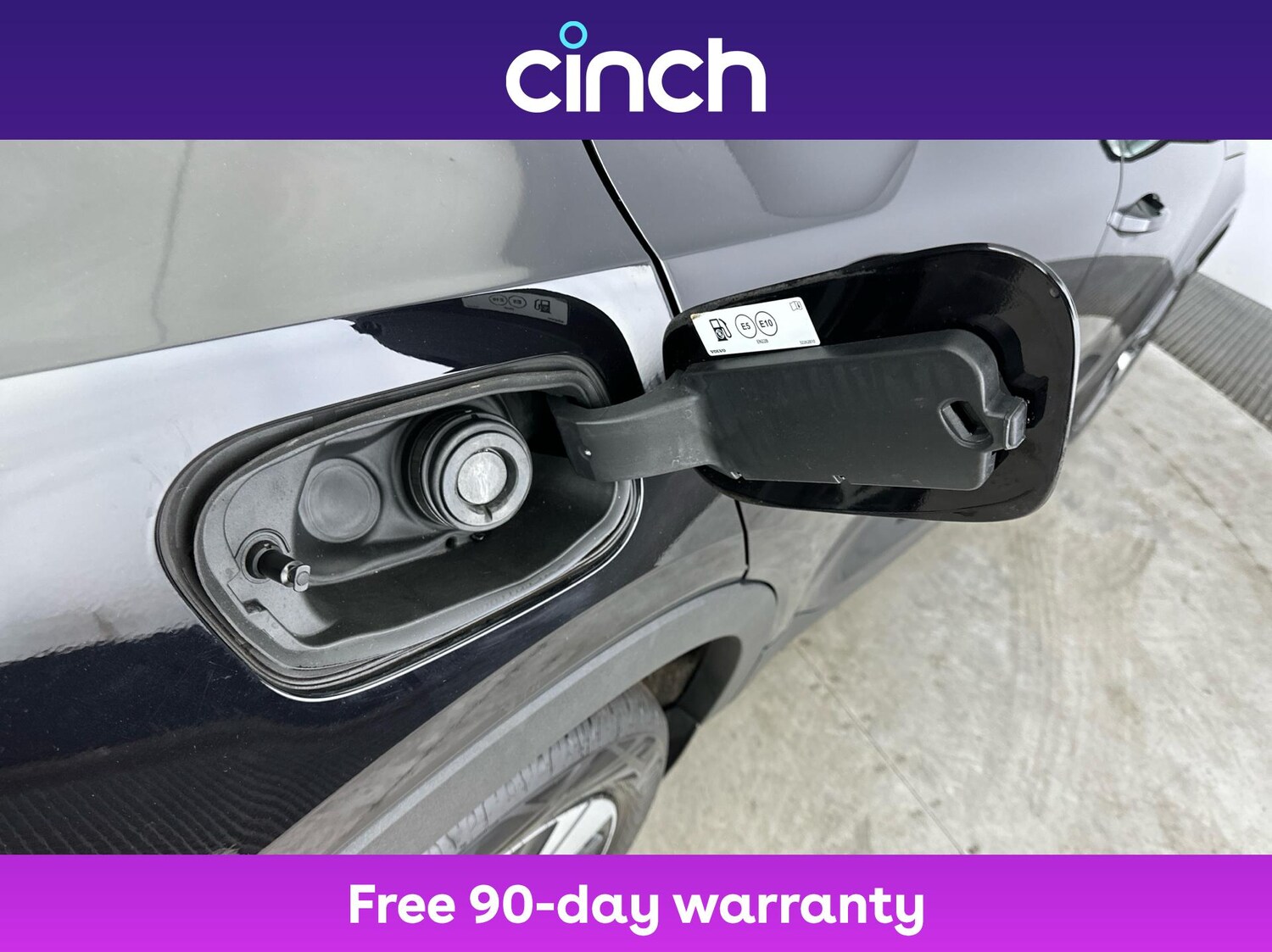 Used Volvo XC40 2023 for sale - 76623820: Photo 29