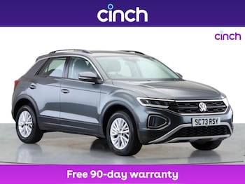 Used Volkswagen T-Roc 2024 for sale - 77056122: Photo