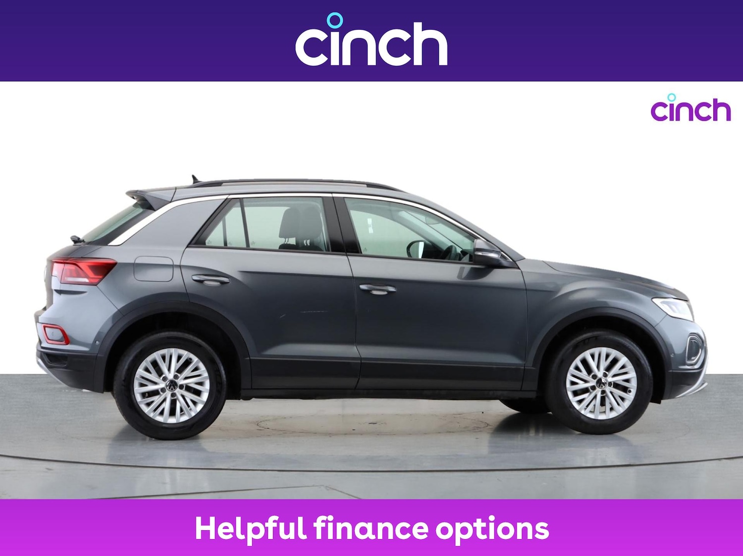 Used Volkswagen T-Roc 2024 for sale - 77056122: Photo 2